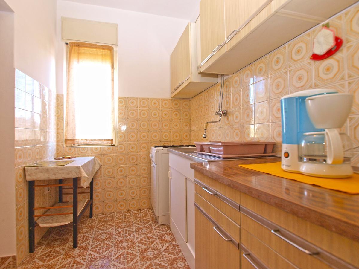 Apartments Mirela 1554 Pula Extérieur photo