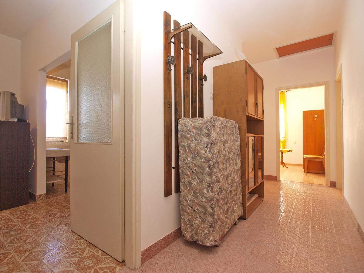 Apartments Mirela 1554 Pula Extérieur photo