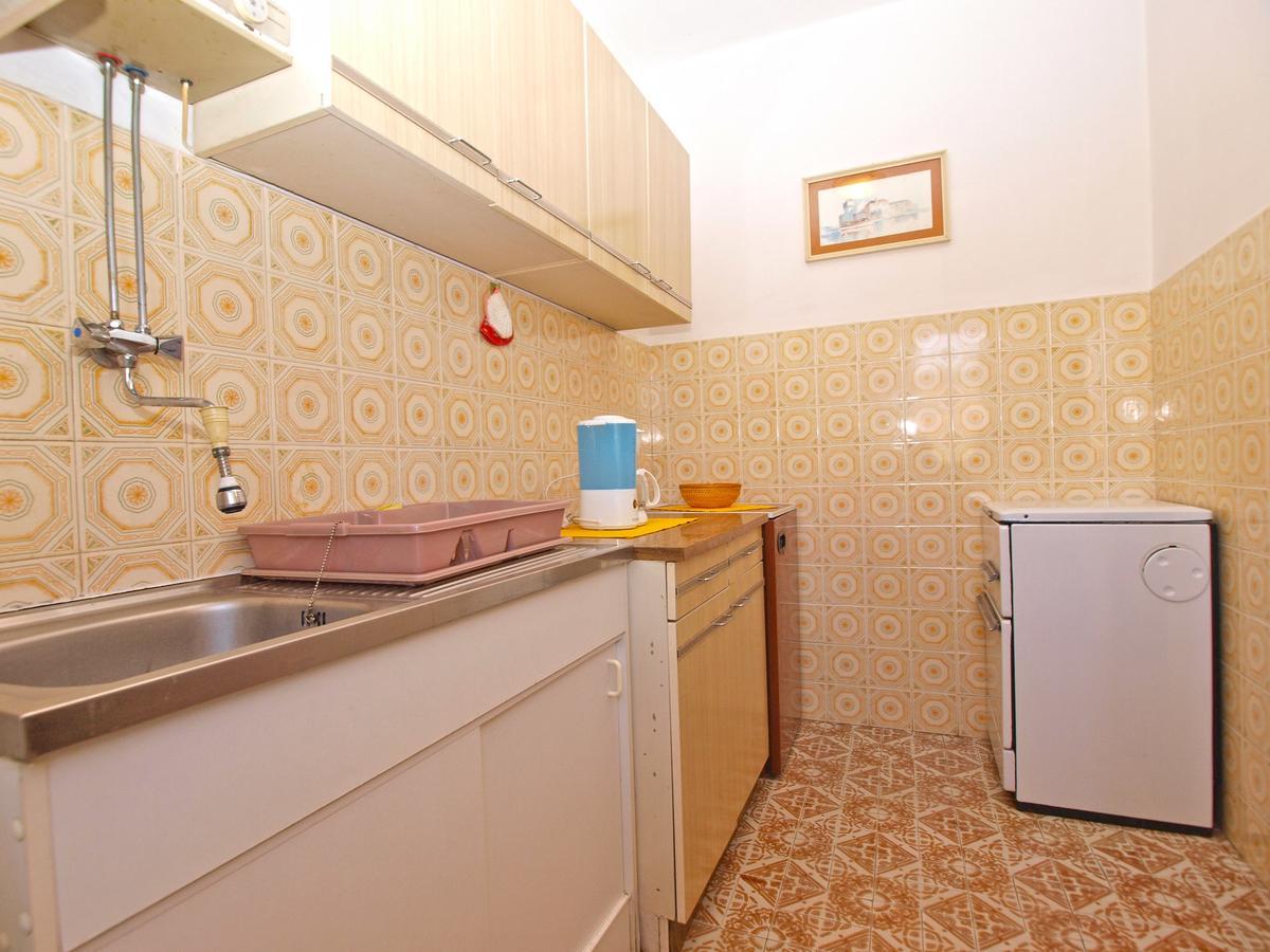 Apartments Mirela 1554 Pula Extérieur photo